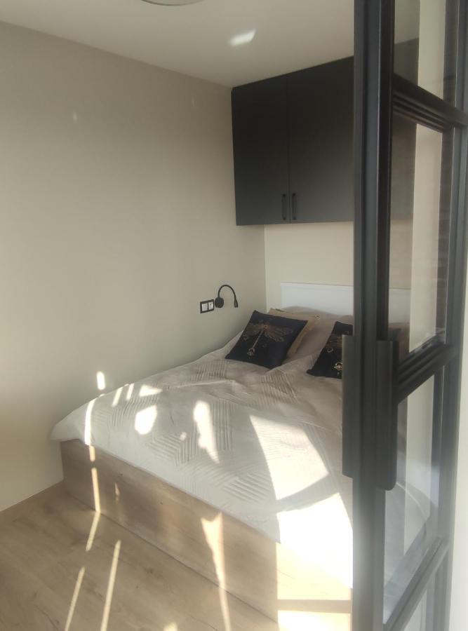 Apartamento Apartament Harmata Jagiellonska 42 New 2023 Varsovia Exterior foto